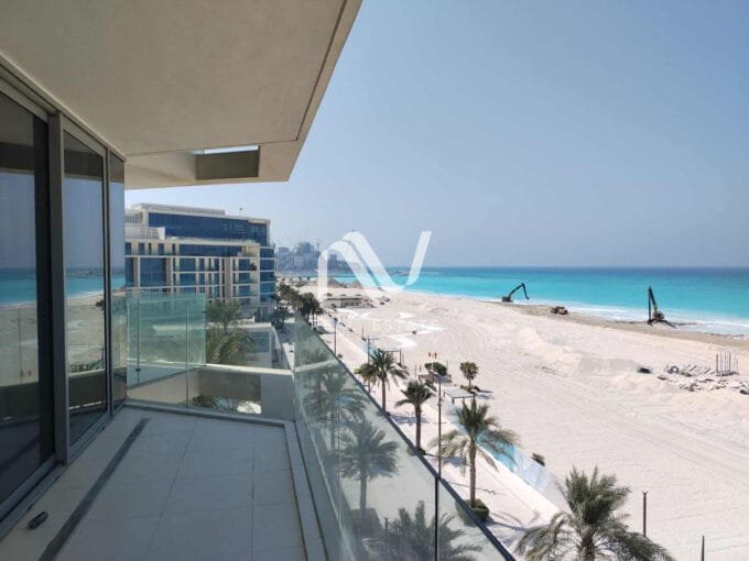 Azure Apartment Sea View 1 in Mamsha Al Saadiyat